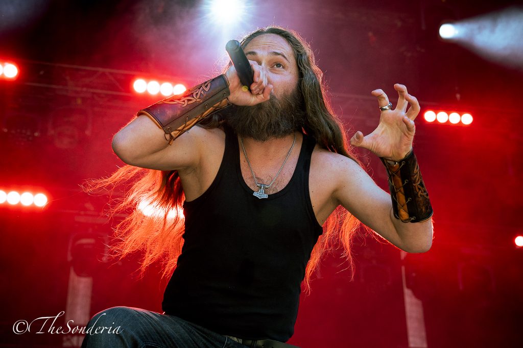 FURIOSFEST 2026, jour 2 - HROTHGAR en Live, le 22 août 2026 à St Flour (Cantal). Photo de THE SONDERIA pour WTR MAG